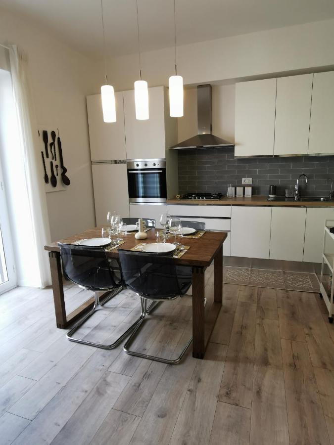 Dagnino House - Luxury Apartment In The Center Of Palermo Exterior foto